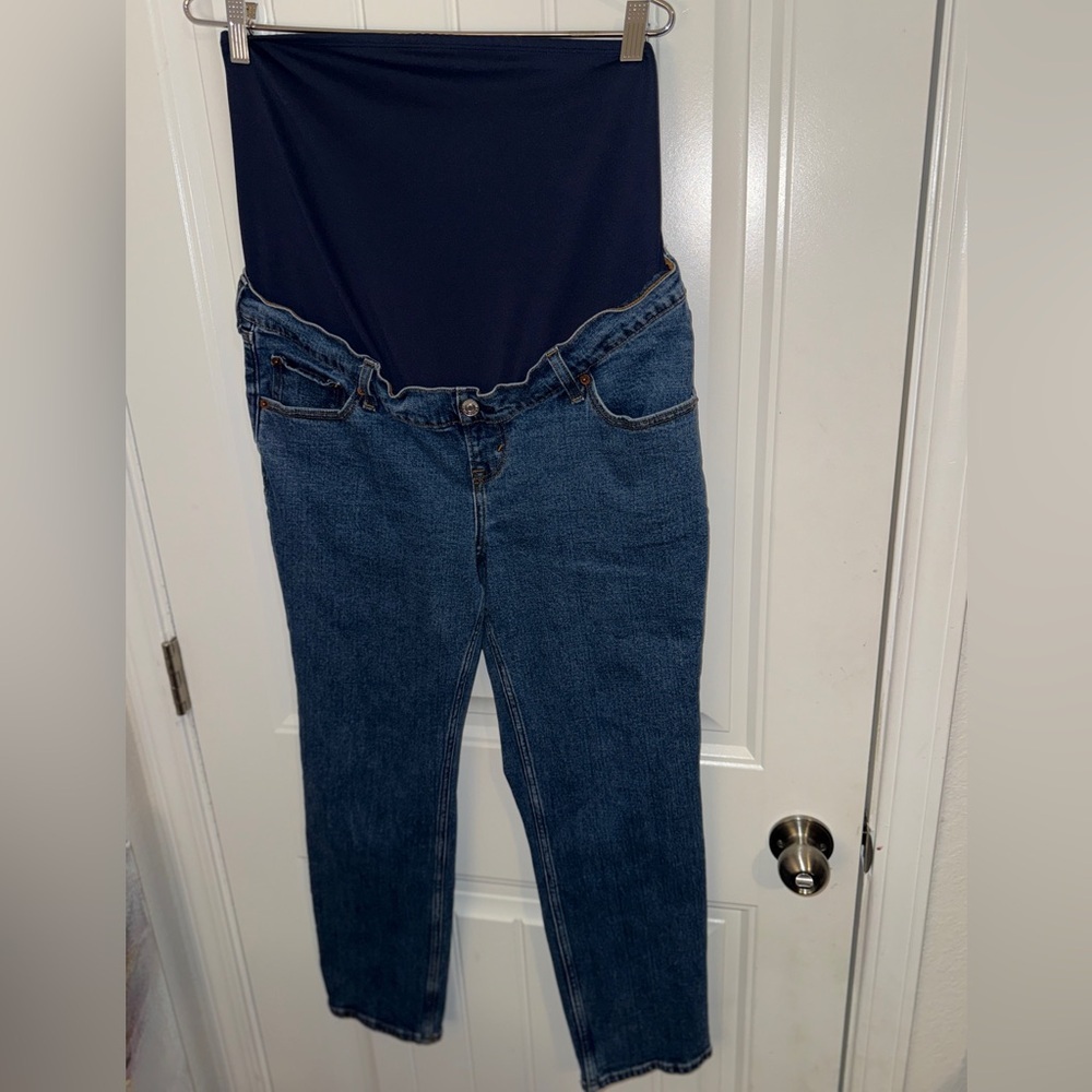 Abercrombie & Fitch Lightweight Comfort Stretch Maternity Ankle Straight Jean - Picture 12 of 16
